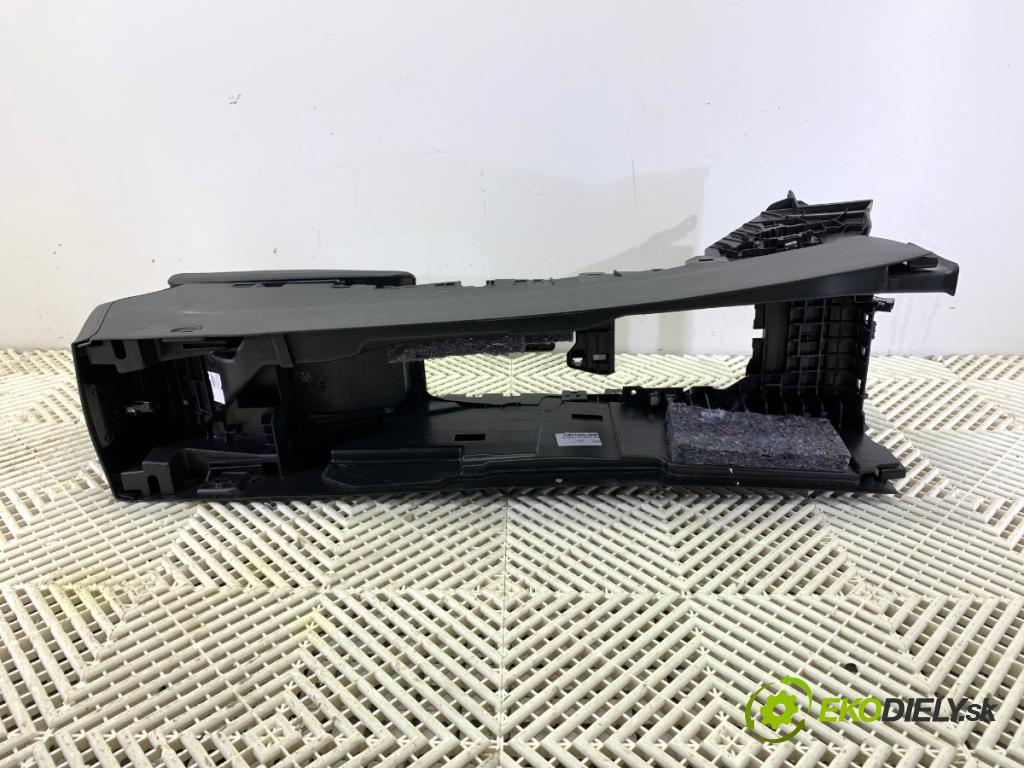 RENAULT MEGANE IV liftback 2019 85 kW 1.5 Blue dCi 115 (B9A6) 1461 Tunel stredový  (Stredový tunel)