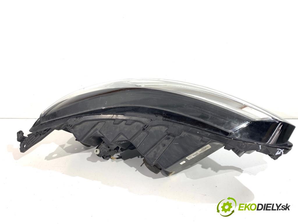 RENAULT MEGANE IV liftback 2019 85 kW 1.5 Blue dCi 115 (B9A6) 1461 Svetlomet ľavy predný LED 260601197R