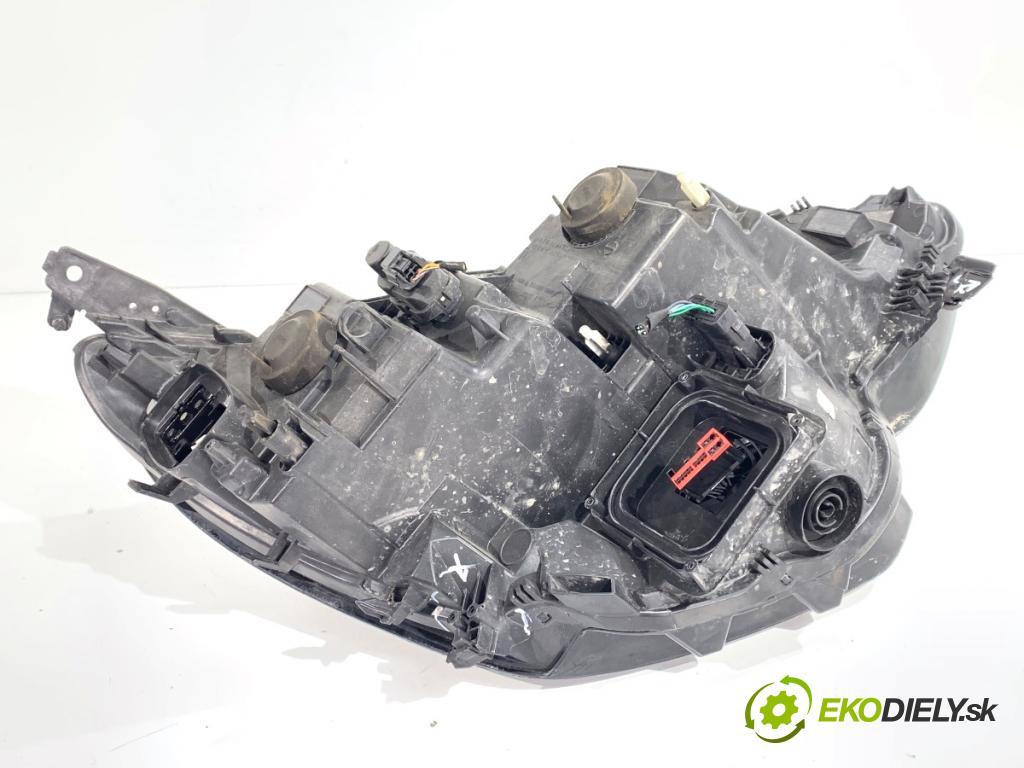 RENAULT MEGANE IV liftback 2019 85 kW 1.5 Blue dCi 115 (B9A6) 1461 Svetlomet ľavy predný LED 260601197R