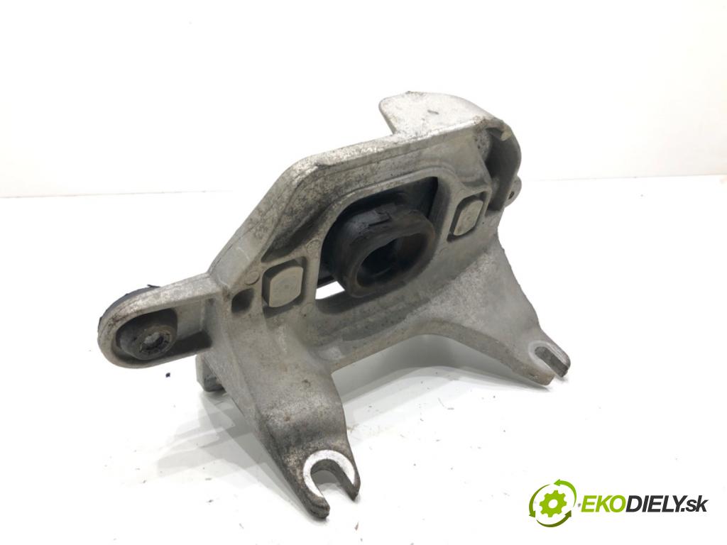 RENAULT MEGANE IV liftback 2019 85 kW 1.5 Blue dCi 115 (B9A6) 1461 AirBag Motor ľavy 112221641R