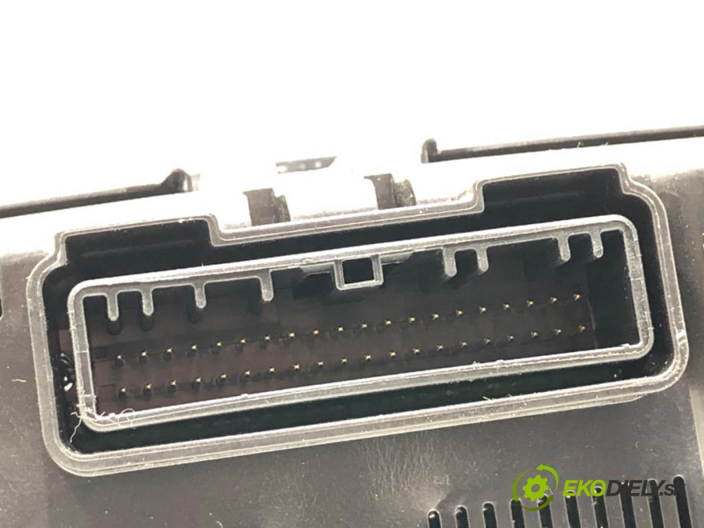 RENAULT MEGANE IV liftback 2019 85 kW 1.5 Blue dCi 115 (B9A6) 1461 Prístrojovka P248105618R (Prístrojová doska)