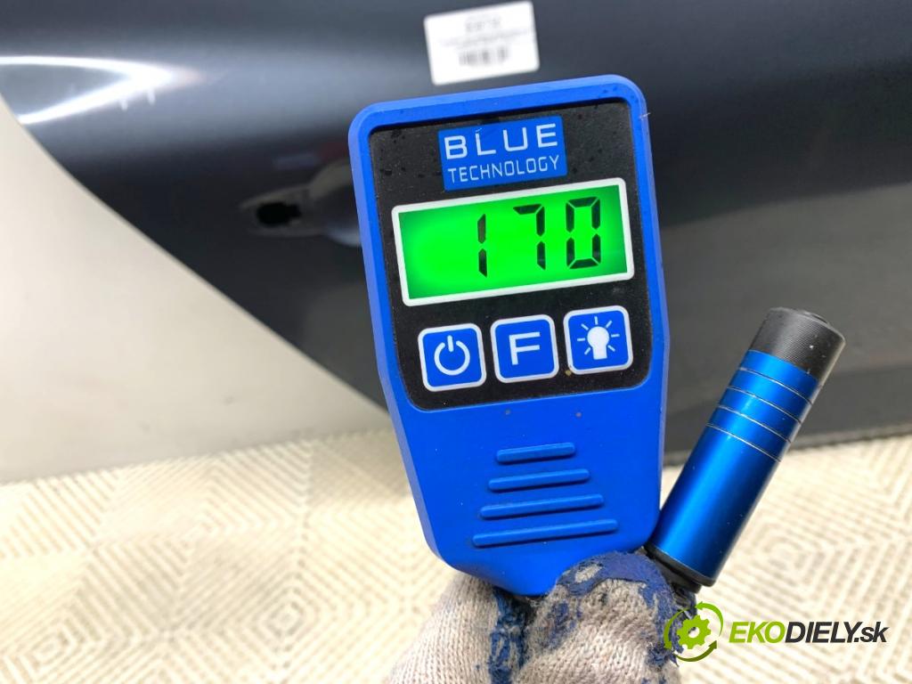 RENAULT MEGANE IV liftback 2019 85 kW 1.5 Blue dCi 115 (B9A6) 1461 dveře pravý zadní část TEKPN