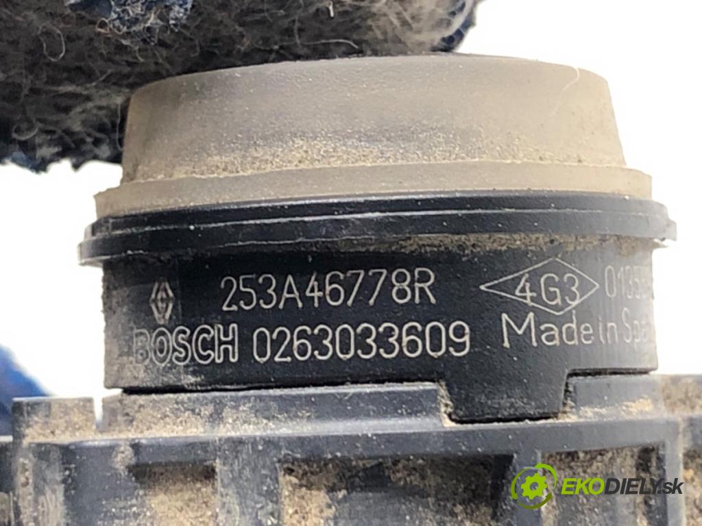 RENAULT MEGANE IV liftback 2019 85 kW 1.5 Blue dCi 115 (B9A6) 1461 Snímač PDC 253A46778R