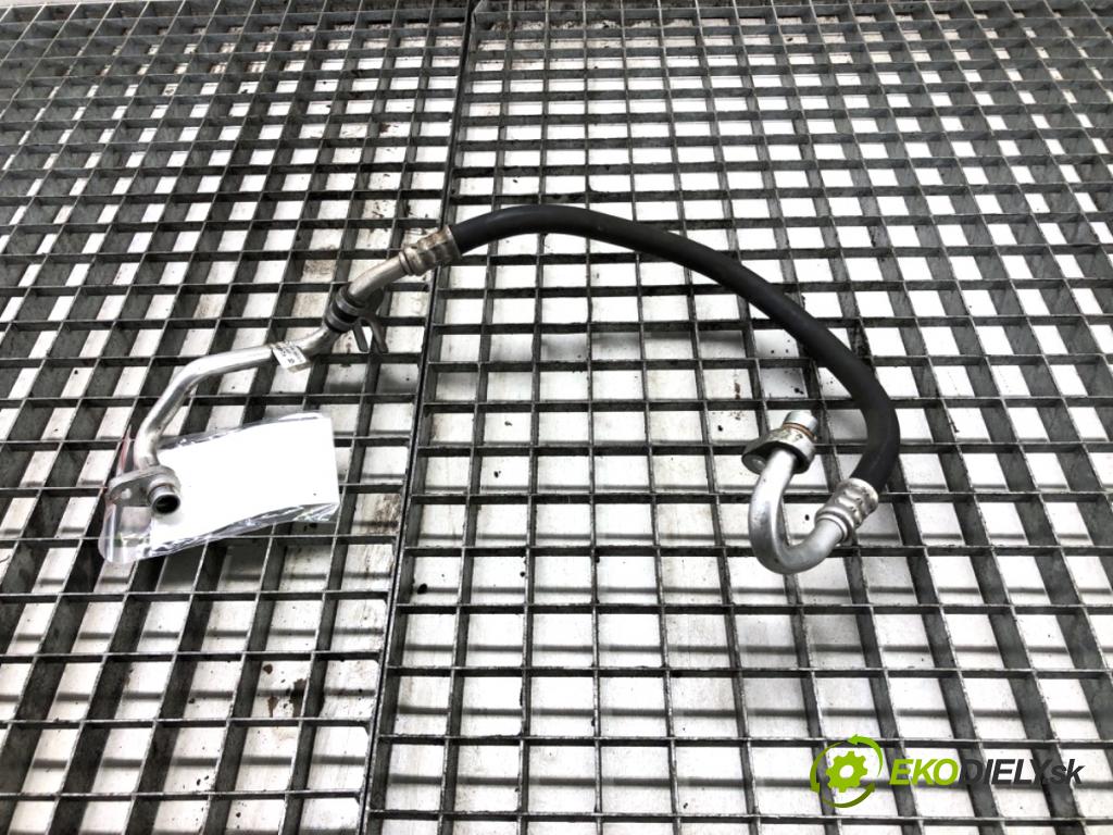 RENAULT MEGANE IV liftback 2019 85 kW 1.5 Blue dCi 115 (B9A6) 1461 rúrka klimatizace 924907536R (Trubka klimatizace)