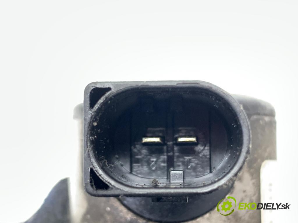 VW GOLF VII Kombi 2016 81 kW 1.6 TDI 1598 Regulátor tlaku paliva 04L130764B (Palivový systém ostatné)