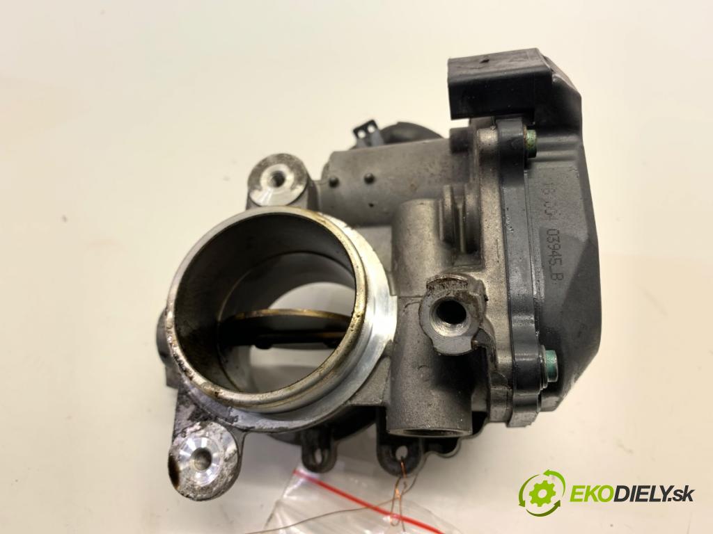 VW GOLF VII Kombi 2016 81 kW 1.6 TDI 1598 Škrtiaca klapka 04L128063T (Škrtiaca klapka)