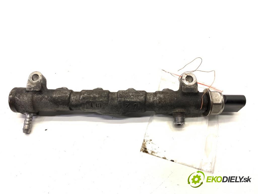 VW GOLF VII Kombi 2016 81 kW 1.6 TDI 1598 Lišta vstrekovacia 04L130089F (Vstrekovacia lišta)