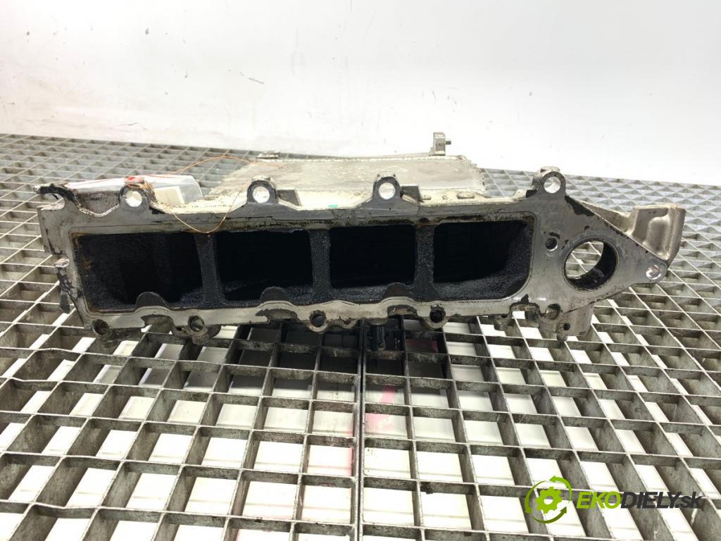 VW GOLF VII Kombi 2016 81 kW 1.6 TDI 1598 Potrubie sacie, sanie M157812G (Sacie potrubie)