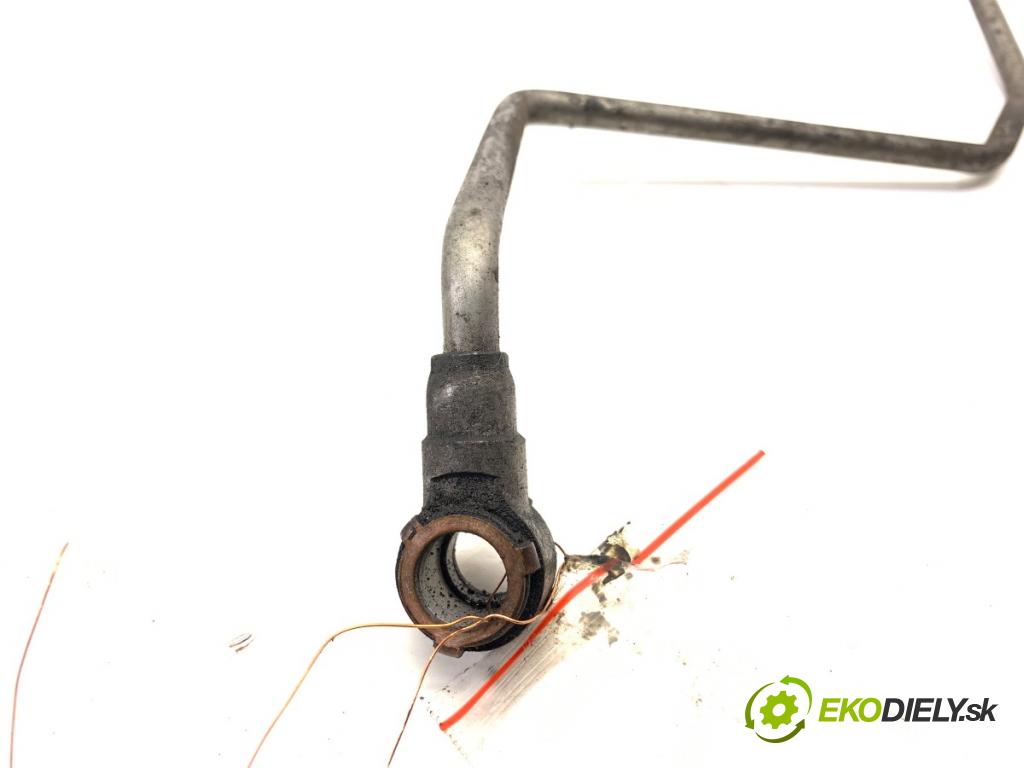 BMW E71 SUV 2013 180 kW xDrive 30 d 2993 rúrka turba  (Hadica turbodúchadla)