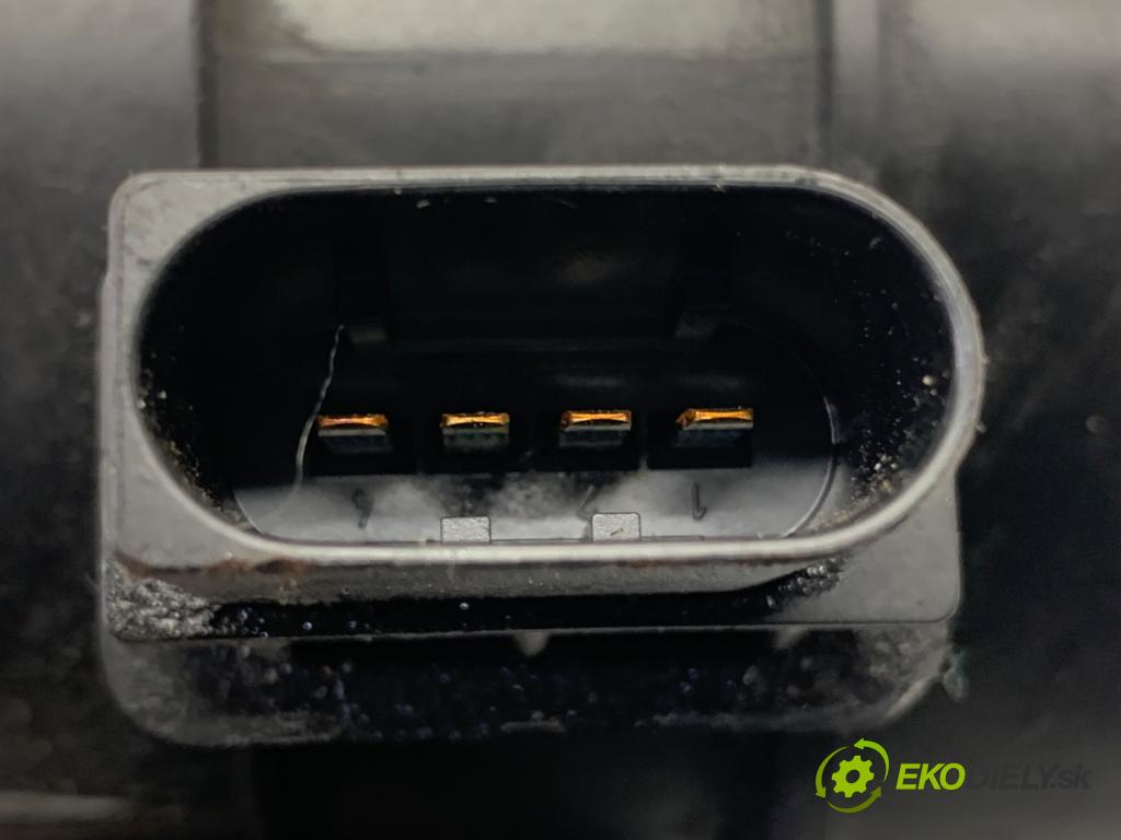 BMW E71 SUV 2013 180 kW xDrive 30 d 2993 Váha vzduchu 7788744 (Váha vzduchu)