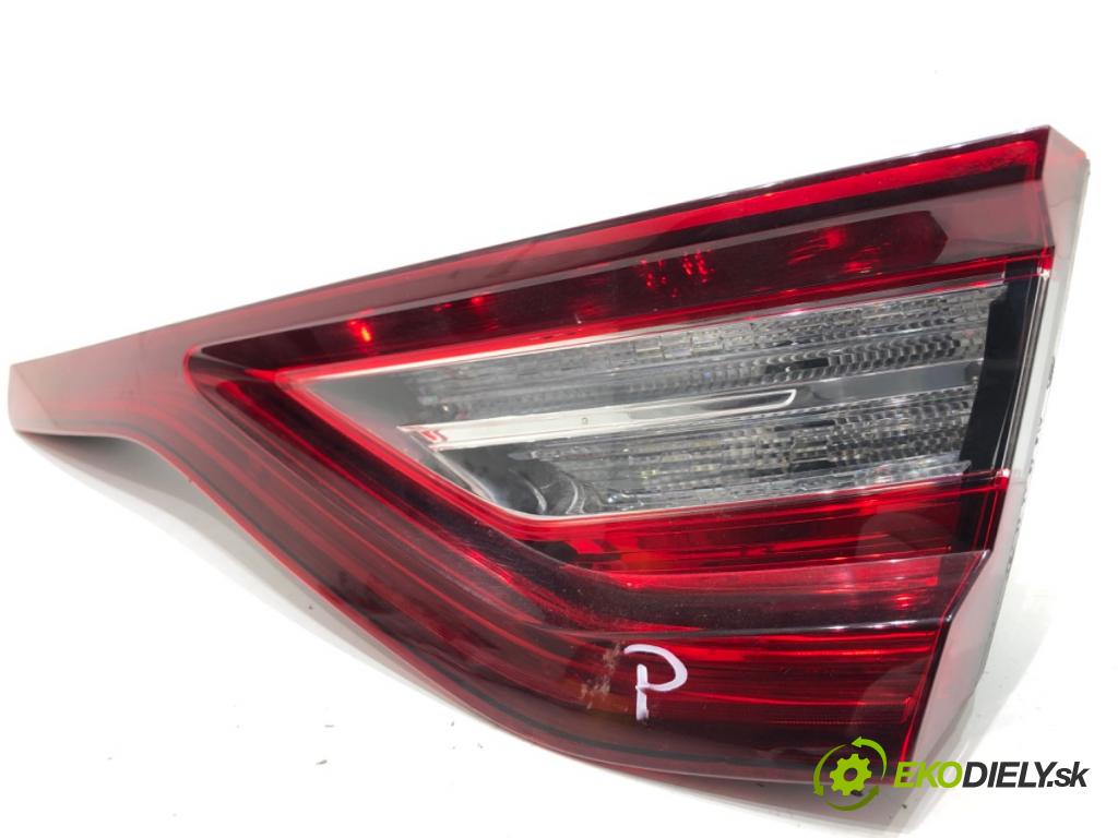 RENAULT MEGANE IV liftback 2019 85 kW 1.5 Blue dCi 115 (B9A6) 1461 světlo zadní část pravá vnitřní 265506075R (Klika dveří ostatní)