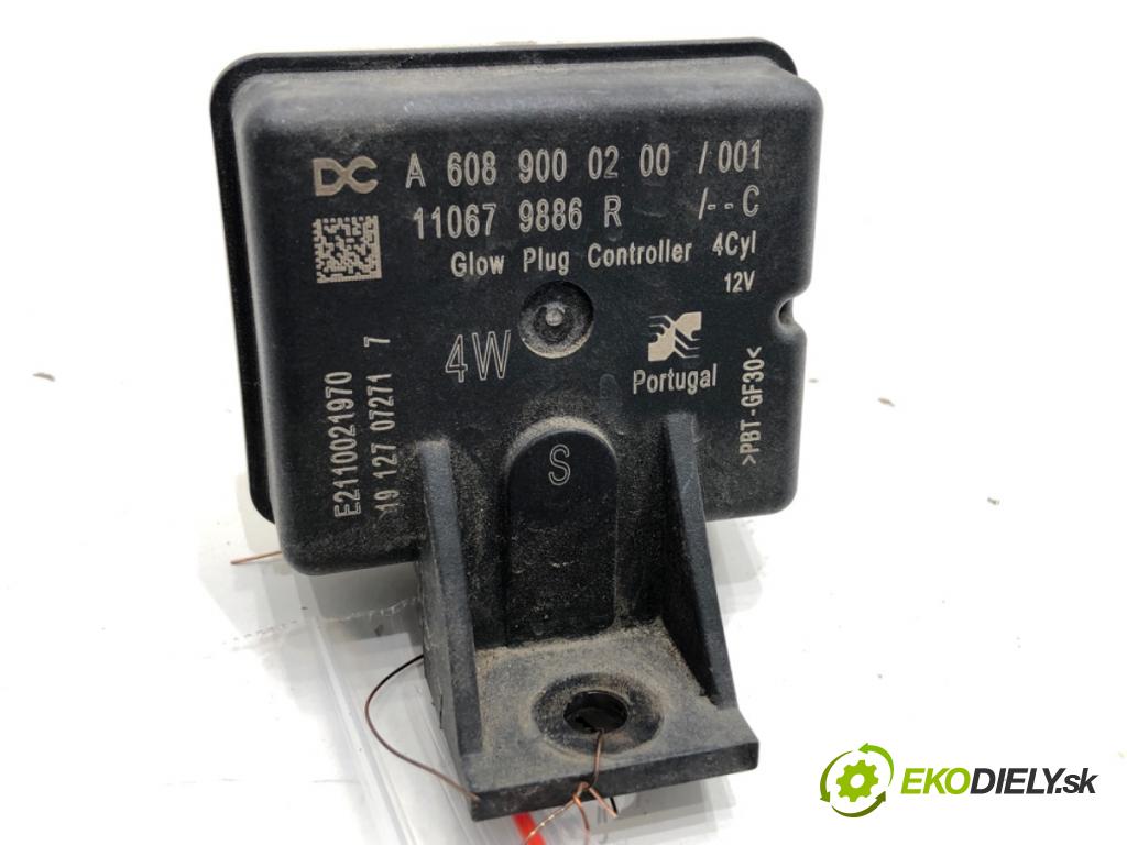 RENAULT MEGANE IV liftback 2019 85 kW 1.5 Blue dCi 115 (B9A6) 1461 relé sviečok žhavenia 110679886R (Relé)