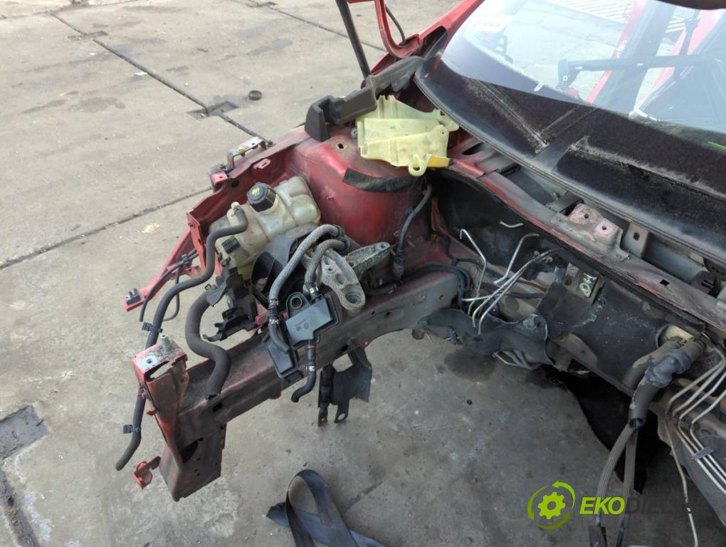 RENAULT MEGANE IV Kombi 2017 66 kW 1.5 dCi 90 1461 karoséria ČTVRŤÁK: Blatník zad ľavy pravy prah strecha PODŁUŻNICA ľavy pravy