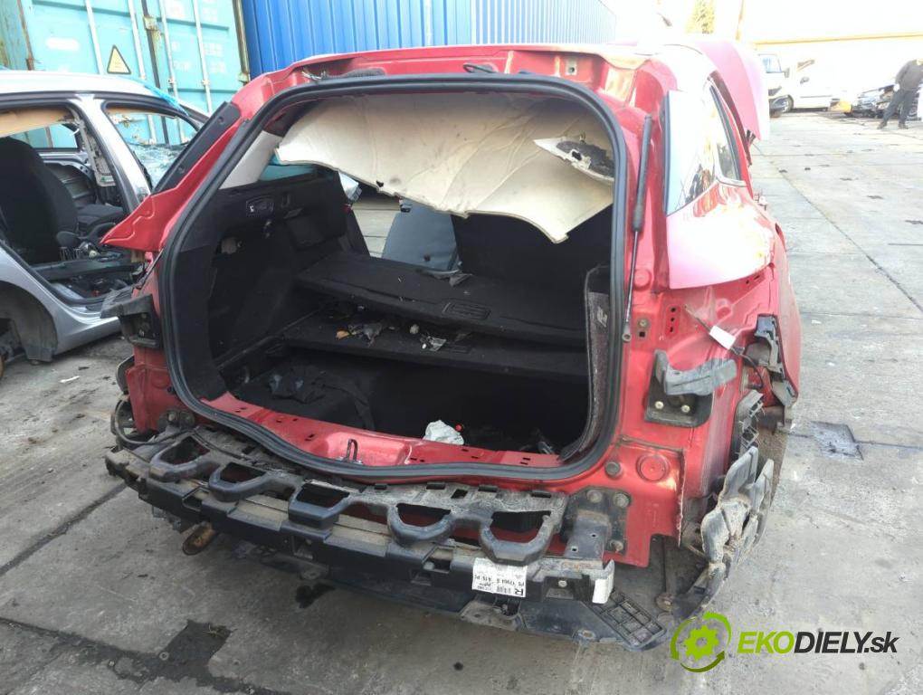 RENAULT MEGANE IV Kombi 2017 66 kW 1.5 dCi 90 1461 karoséria ČTVRŤÁK: Blatník zad ľavy pravy prah strecha PODŁUŻNICA ľavy pravy