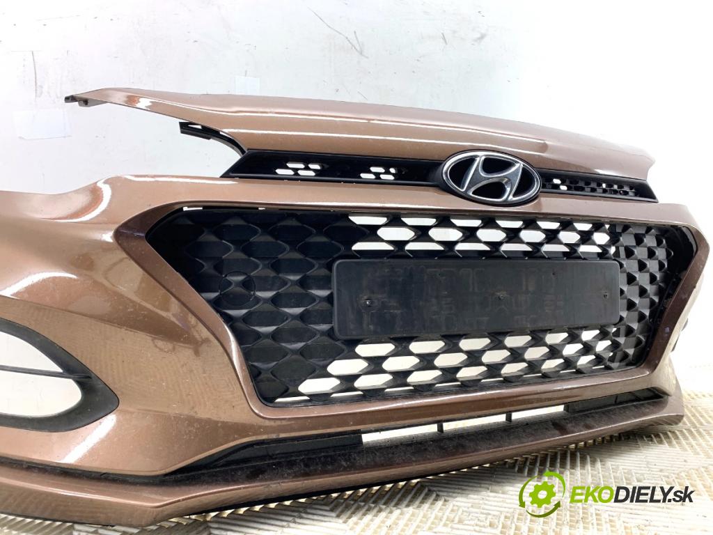 HYUNDAI i20 II liftback 2019 62 kW 1.2 1248 Nárazník predný X9N (Kľučka dverí ostatné)