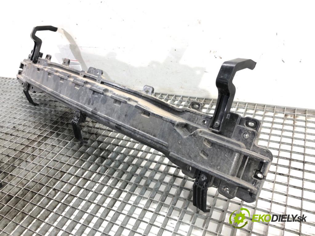 HYUNDAI i20 II liftback 2019 62 kW 1.2 1248 výztuha nárazníka zadní část 86631-C8AA0 (Zadní výztuha)