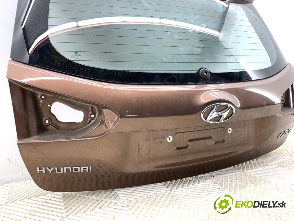 HYUNDAI i20 II liftback 2019 62 kW 1.2 1248 kapota zad X9N