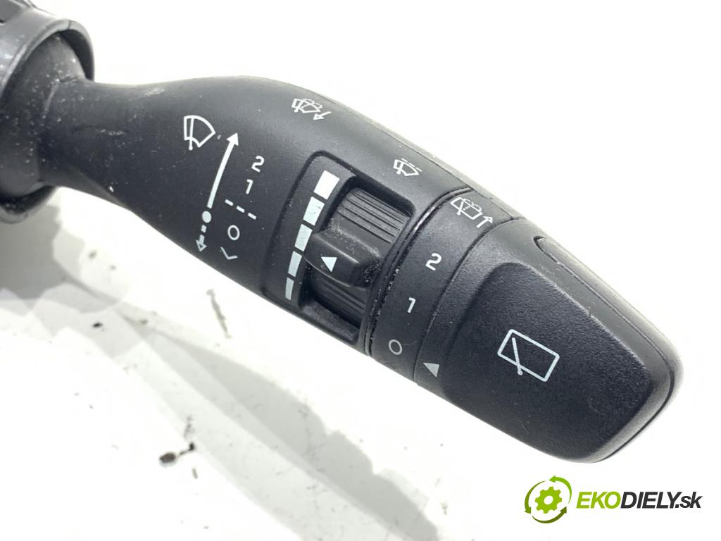 HYUNDAI i20 II liftback 2019 62 kW 1.2 1248 Prepínač kombinovaný 93403C8951 (Prepínacie páčky pod volantom)