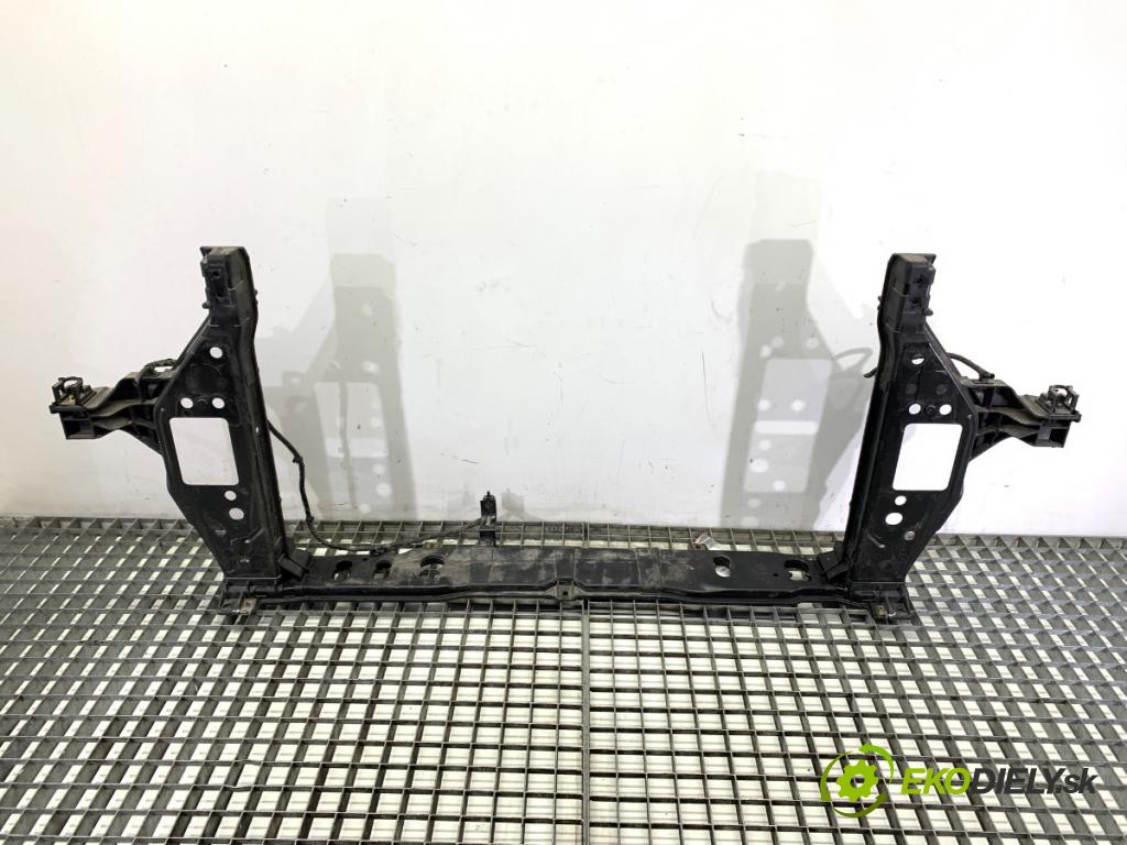 HYUNDAI i20 II liftback 2019 62 kW 1.2 1248 držák přední část  (Přední výztuha)