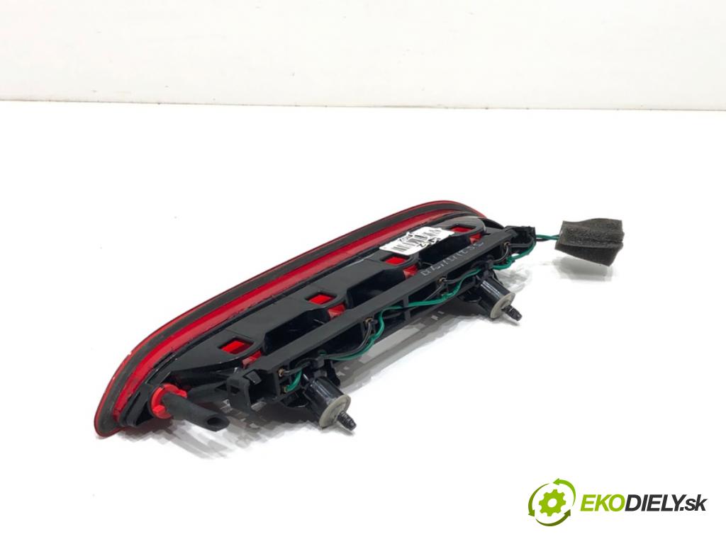 HYUNDAI i20 II liftback 2019 62 kW 1.2 1248 Svetlo brzdových svetiel 92700-C7010