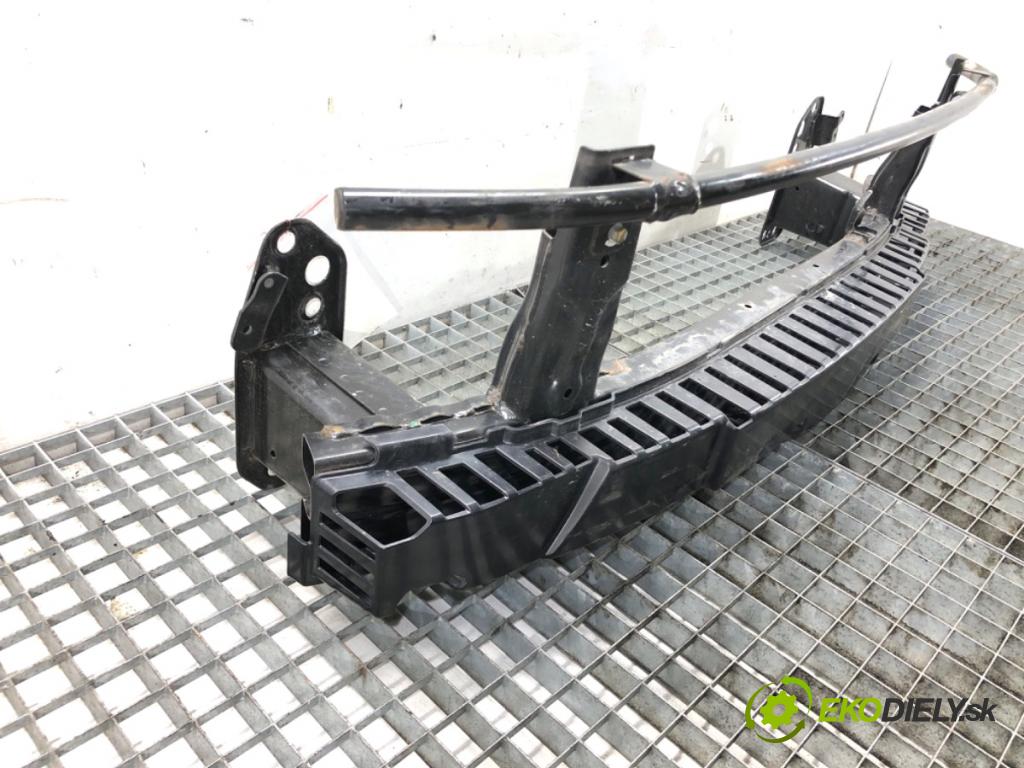 HYUNDAI i20 II liftback 2019 62 kW 1.2 1248 výztuha nárazníka přední část  (Přední výztuha)