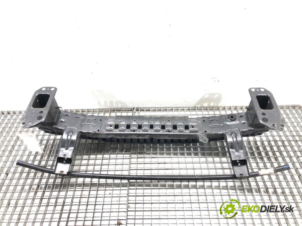 HYUNDAI i20 II liftback 2019 62 kW 1.2 1248 výztuha nárazníka přední část  (Přední výztuha)