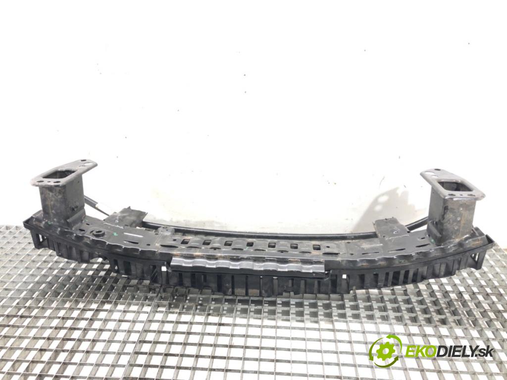 HYUNDAI i20 II liftback 2019 62 kW 1.2 1248 výztuha nárazníka přední část  (Přední výztuha)