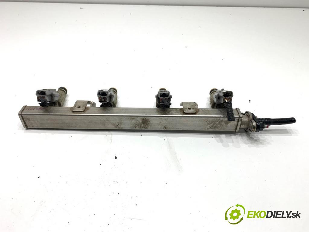 HYUNDAI i20 II liftback 2019 62 kW 1.2 1248 Lišta vstrekovacia 35310-04000 (Vstrekovacia lišta)