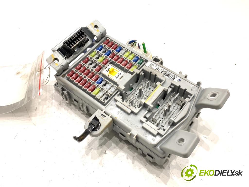 HYUNDAI i20 II liftback 2019 62 kW 1.2 1248 skříňka poistková 91955-C8540 (Pojistková skříňka)