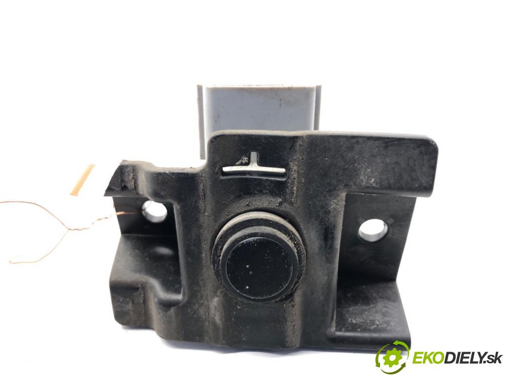 HYUNDAI i20 II liftback 2019 62 kW 1.2 1248 Snímač PDC 86655-C8AA0