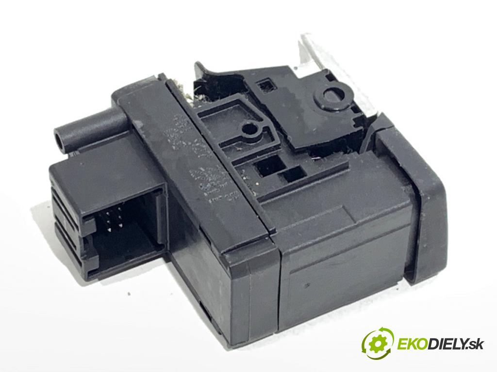 AUDI A6 C7 sedan 2011 180 kW 3.0 TDI quattro 2967 Spínač brzdy ručnej brzdy 4G1927225B (Prepínacie páčky pod volantom)