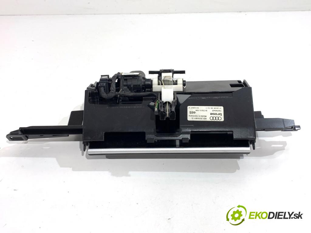 AUDI A6 C7 sedan 2011 180 kW 3.0 TDI quattro 2967 Dislpej 4G1919601G (Prístrojová doska)