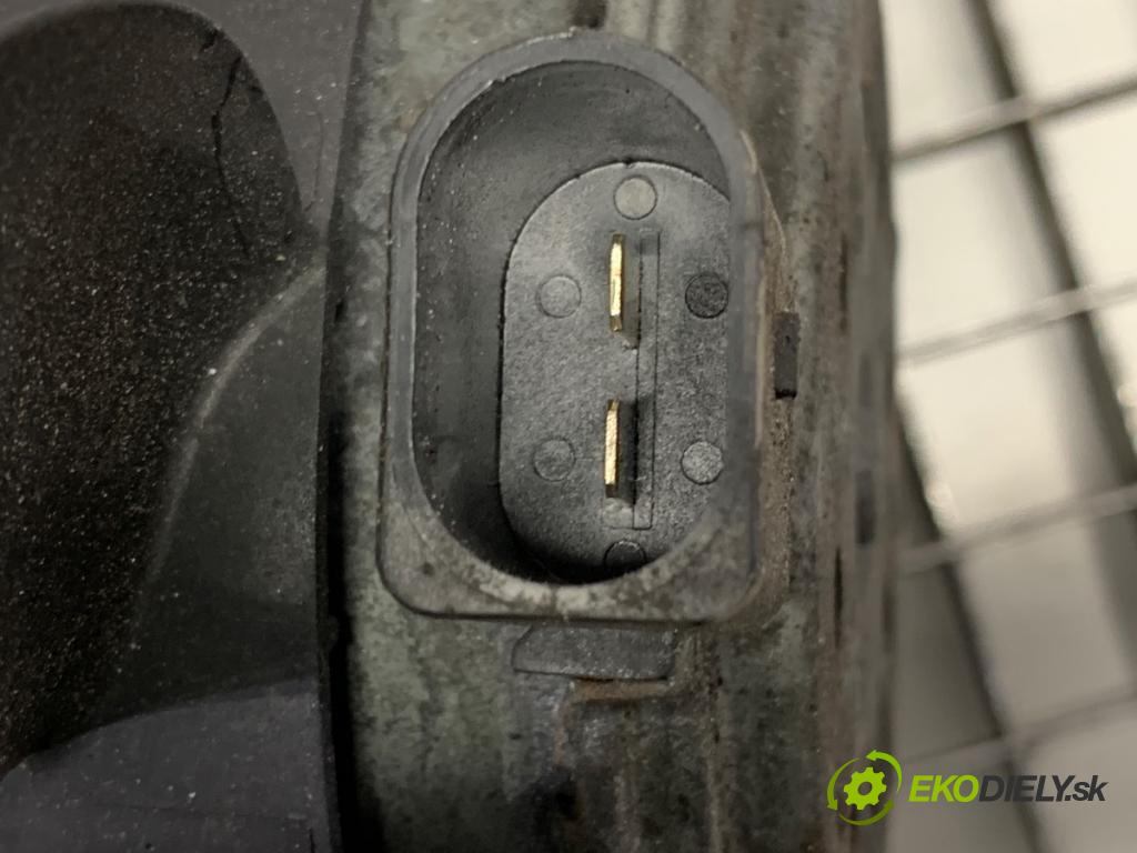 AUDI A6 C7 sedan 2011 180 kW 3.0 TDI quattro 2967 Ventilátor klimatizácie M160982 (Ventilátor chladiča klimatizácie)