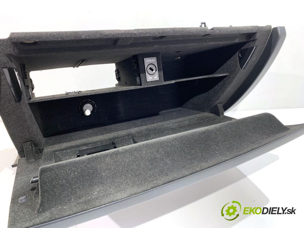 AUDI A6 C7 sedan 2011 180 kW 3.0 TDI quattro 2967 přihrádka kastlík spolujezdce 4G1857035 (Přihrádka (kastlík))