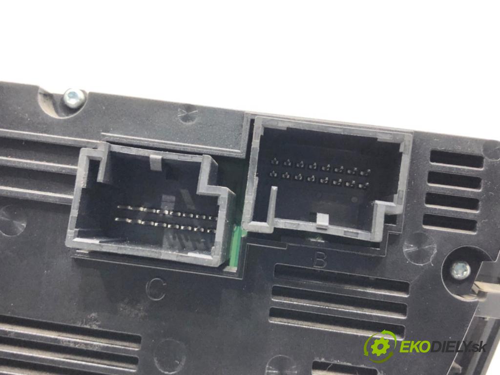 AUDI A6 C7 sedan 2011 180 kW 3.0 TDI quattro 2967 Panel ovládania kúrenia 4G0820043K (Prepínacie páčky pod volantom)