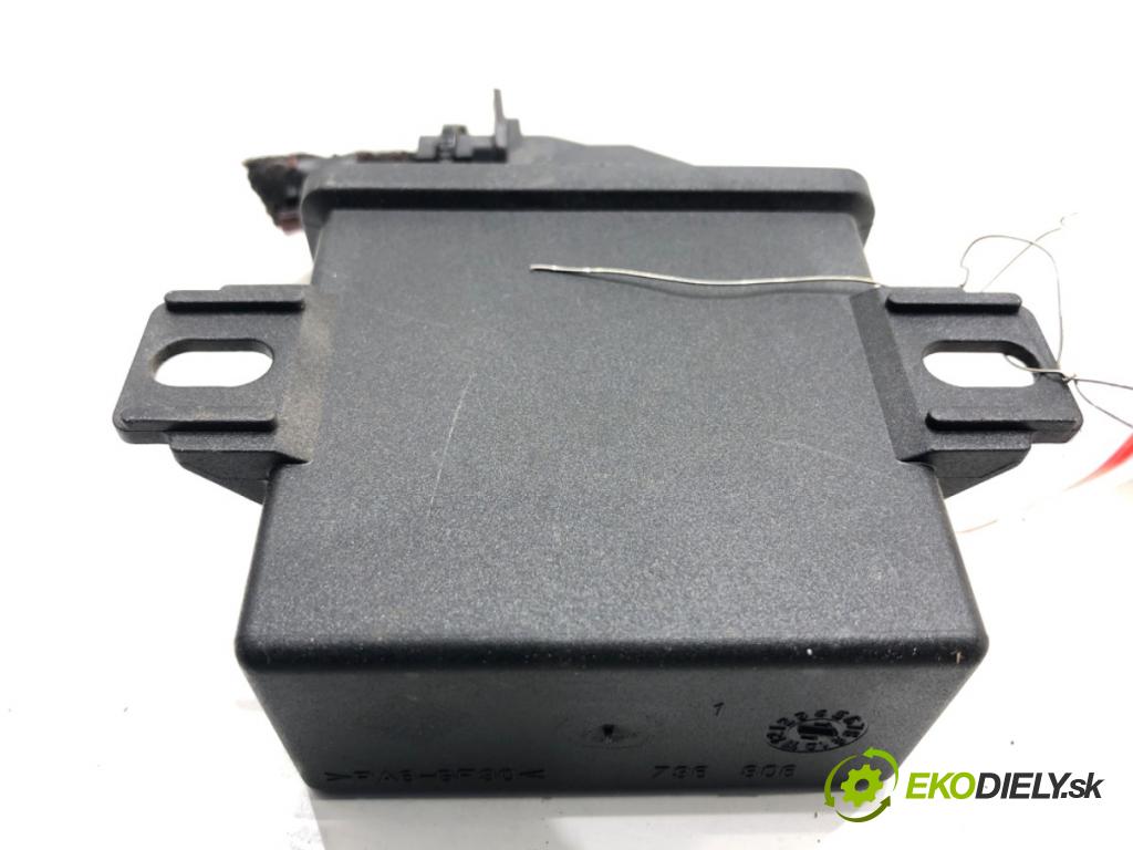 AUDI A6 C7 sedan 2011 180 kW 3.0 TDI quattro 2967 Modul svetiel 4H0907357A (Riadiaca jednotka ostatné)