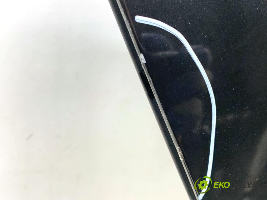 AUDI A6 C7 sedan 2011 180 kW 3.0 TDI quattro 2967 dveře pravý zadní část LZ9Y