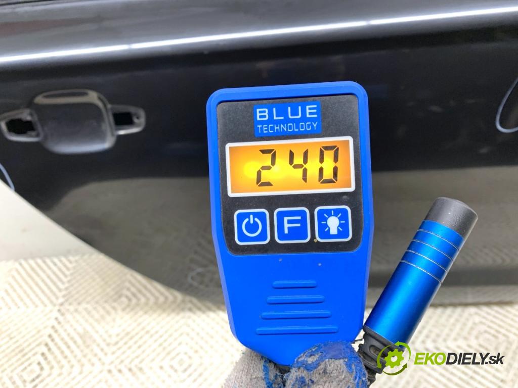 AUDI A6 C7 sedan 2011 180 kW 3.0 TDI quattro 2967 dveře pravý zadní část LZ9Y