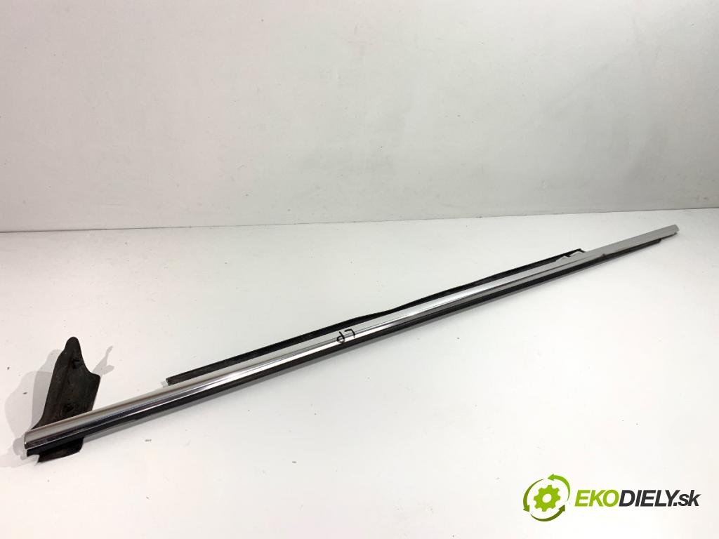 AUDI A6 C7 sedan 2011 180 kW 3.0 TDI quattro 2967 Lišta Sbírání: predný ľavy 