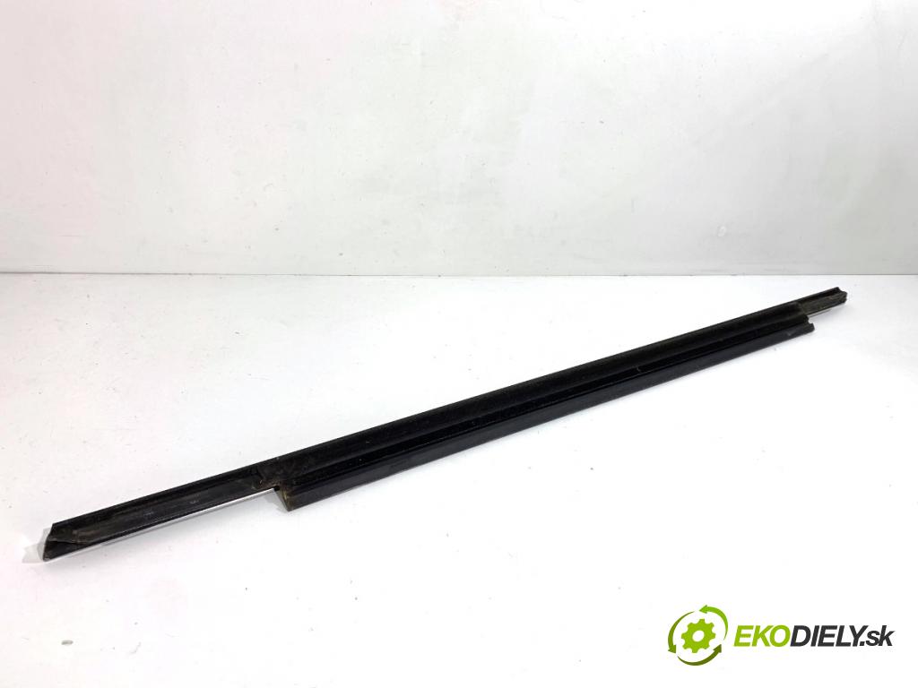 AUDI A6 C7 sedan 2011 180 kW 3.0 TDI quattro 2967 Lišta Sbírání: zad ľavy