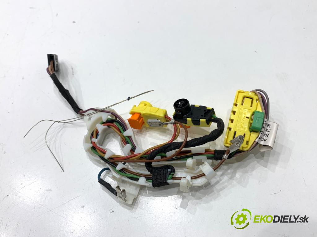 AUDI A6 C7 sedan 2011 180 kW 3.0 TDI quattro 2967 Káblovačka silentbloku airbag 4H0971589B