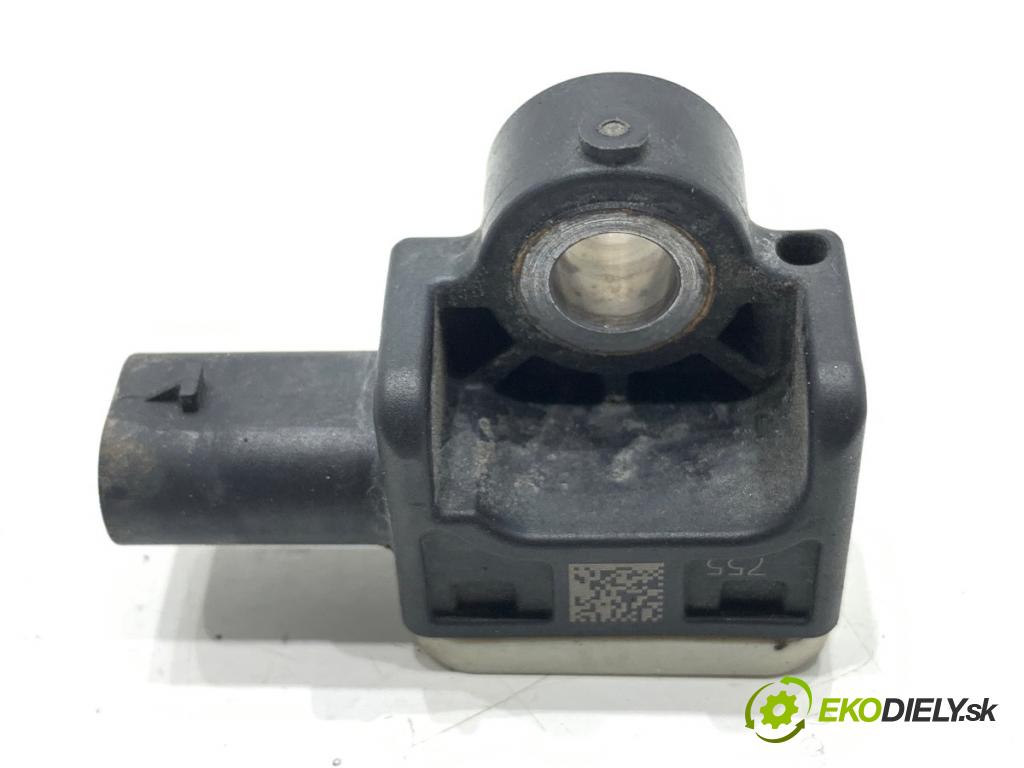 AUDI A6 C7 sedan 2011 180 kW 3.0 TDI quattro 2967 snímač nárazu 4H0959651A (Snímač nárazu)