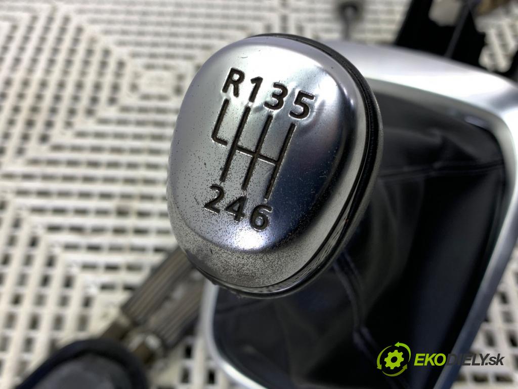 RENAULT MEGANE IV liftback 2019 85 kW 1.5 Blue dCi 115 (B9A6) 1461 Kulisa 341042886R (Rýchlostná páka (kulisa))