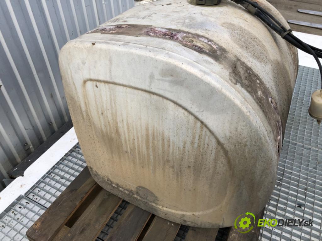 VOLVO FH II Platforma / podwozie 2015 368 kW 500 368 kW [500 KM] olej napędowy 2017 - 2022 12777 Nádržka paliva  (Palivová nádrž)