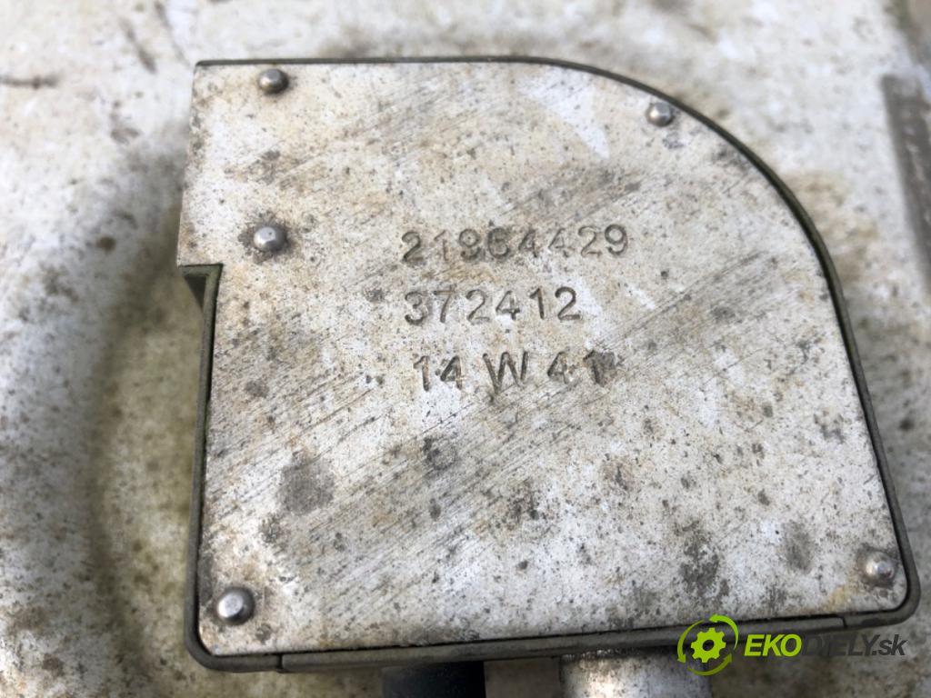 VOLVO FH II Platforma / podwozie 2015 368 kW 500 368 kW [500 KM] olej napędowy 2017 - 2022 12777 Nádržka paliva  (Palivová nádrž)