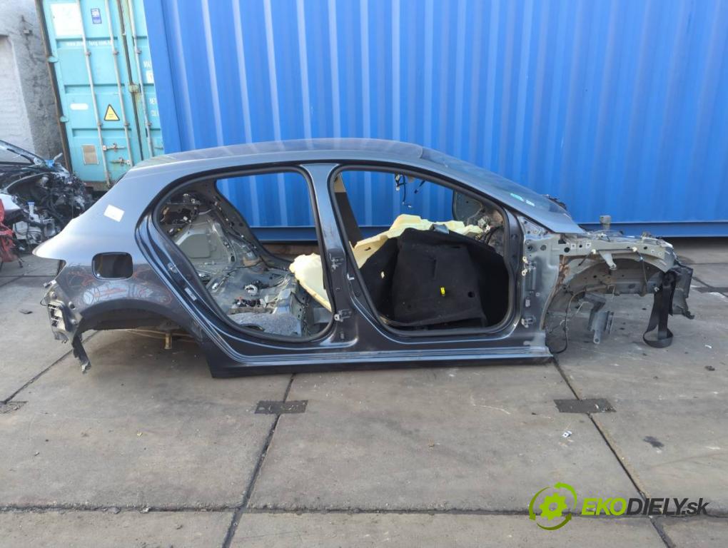 RENAULT MEGANE IV liftback 2019 85 kW 1.5 Blue dCi 115 (B9A6) 1461 karoséria ČTVRŤÁK: Blatník zad ľavy pravy prah strecha PODŁUŻNICA ľavy pravy