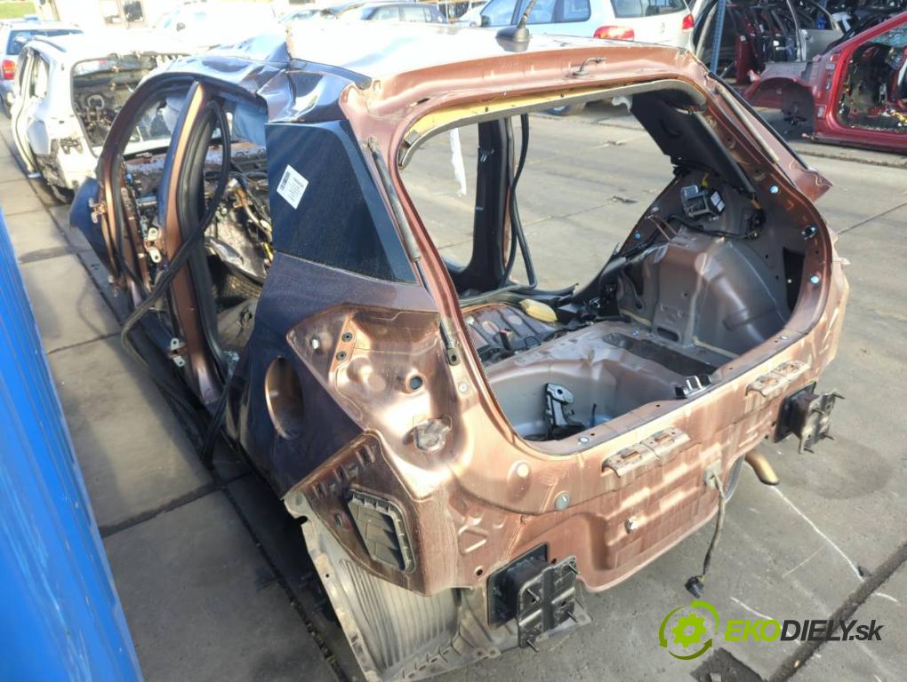 HYUNDAI i20 II liftback 2019 62 kW 1.2 1248 KAROSERIA ČTVRŤÁK blatník zadní část levý pravý práh střecha PODŁUŻNICA levý pravý