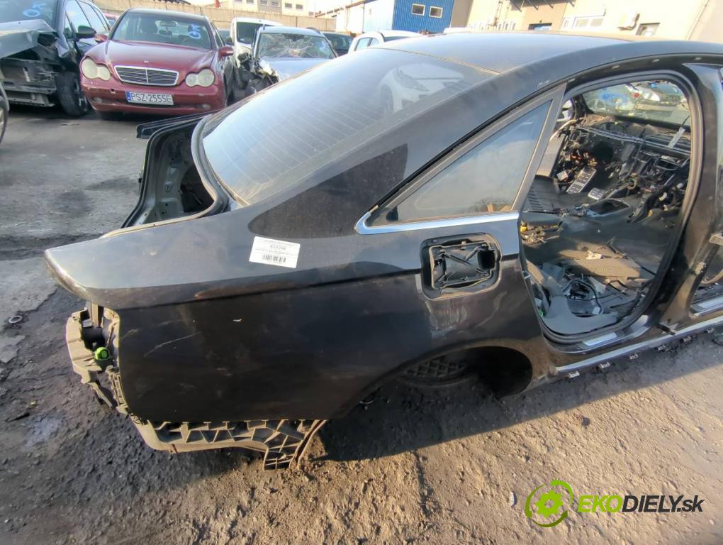 AUDI A6 C7 sedan 2011 180 kW 3.0 TDI quattro 2967 KAROSERIA ČTVRŤÁK blatník zadní část levý pravý práh střecha PODŁUŻNICA levý pravý