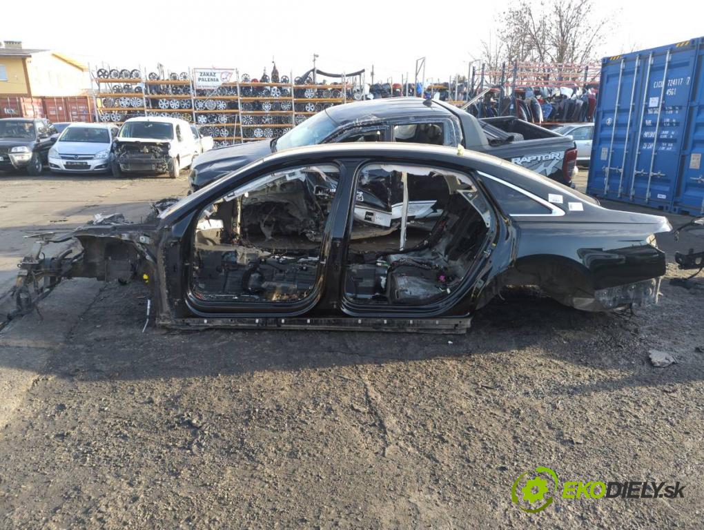 AUDI A8 D5 sedan 2019 210 kW 50 TDI Mild Hybrid quattro 2967 KAROSERIA ČTVRŤÁK blatník zadní část levý pravý práh střecha PODŁUŻNICA levý pravý