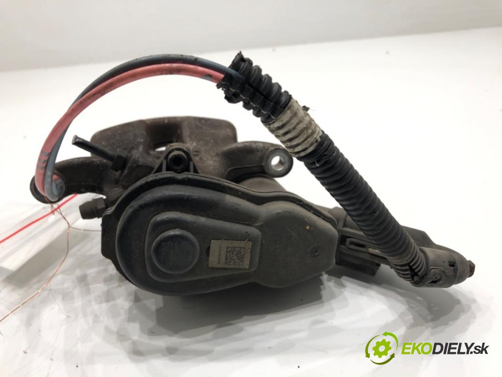 RENAULT CLIO V liftback 2022 69 kW 1.6 E-TECH 145 (B7MU) 1598 Brzdič strmeň pravy zad